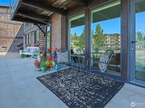 3717 Beach Drive SW 113, Seattle WA 98116