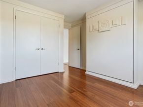 3717 Beach Drive SW 113, Seattle WA 98116
