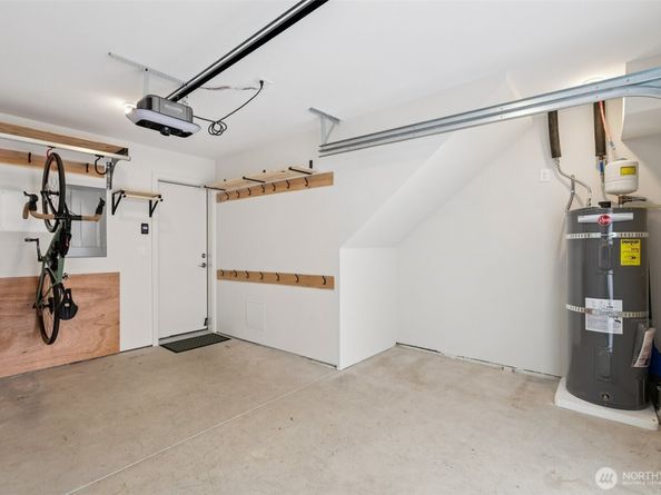 4303 Dayton Avenue N E, Seattle WA 98103