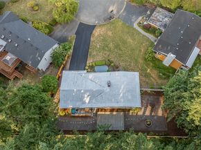 14249 NE 1st Street, Bellevue WA 98007