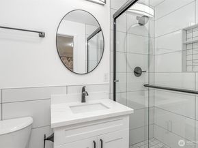 14249 NE 1st Street, Bellevue WA 98007