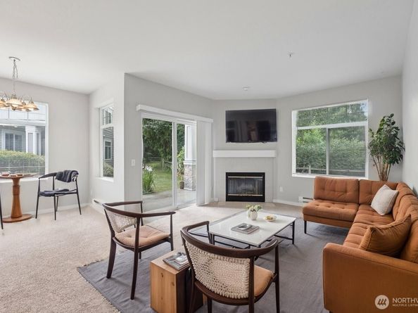 5812 S 234th Street, Kent WA 98032