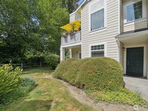 5812 S 234th Street, Kent WA 98032