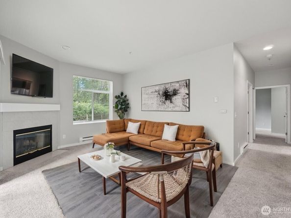 5812 S 234th Street, Kent WA 98032