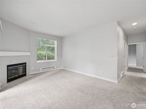 5812 S 234th Street, Kent WA 98032