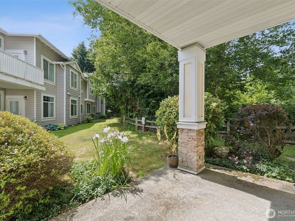 5812 S 234th Street, Kent WA 98032