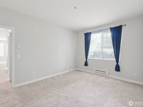 5812 S 234th Street, Kent WA 98032