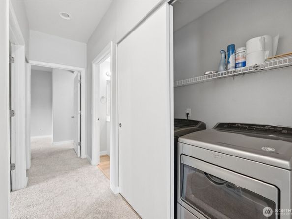 5812 S 234th Street, Kent WA 98032