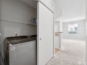 5812 S 234th Street, Kent WA 98032