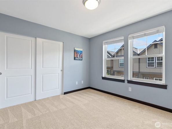 7162 Shinkle Place SW 64, Seattle WA 98106