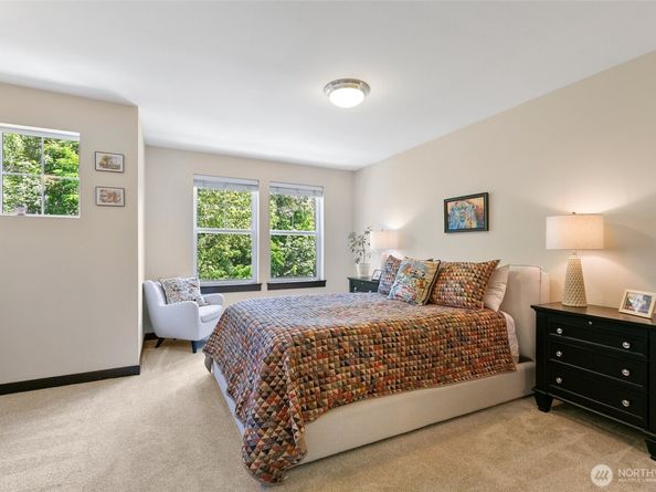 7162 Shinkle Place SW 64, Seattle WA 98106