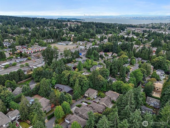 12924 NE 87th Street, Kirkland WA 98033