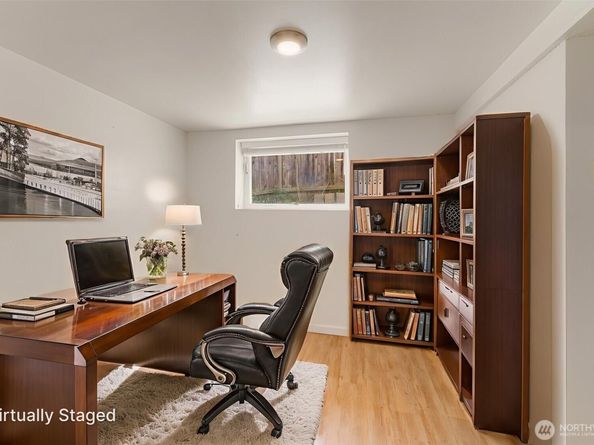 2407 E Ward Street, Seattle WA 98112