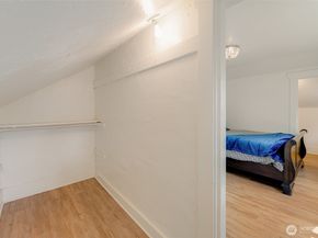 2407 E Ward Street, Seattle WA 98112