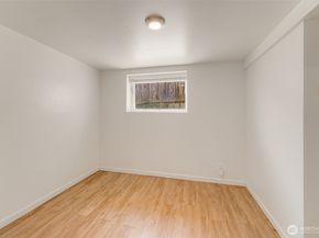 2407 E Ward Street, Seattle WA 98112