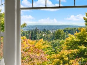 2407 E Ward Street, Seattle WA 98112