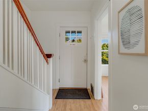 2407 E Ward Street, Seattle WA 98112