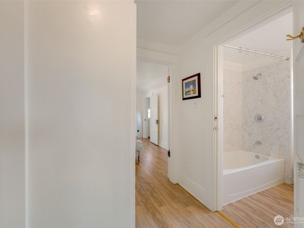 2407 E Ward Street, Seattle WA 98112