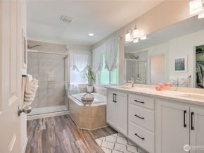 35055 41st Place S, Auburn WA 98001