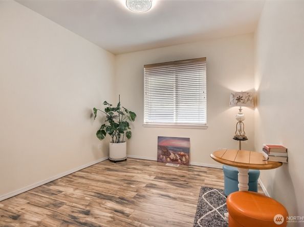 35055 41st Place S, Auburn WA 98001