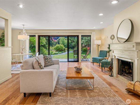 1543 NE 143rd Street G2, Seattle WA 98125