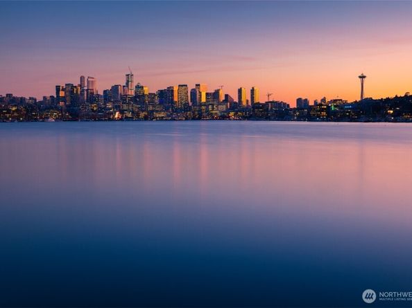 2236 Fairview Avenue E B, Seattle WA 98102