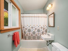 9922 SW 206th Court, Vashon WA 98070