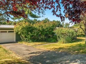 9922 SW 206th Court, Vashon WA 98070