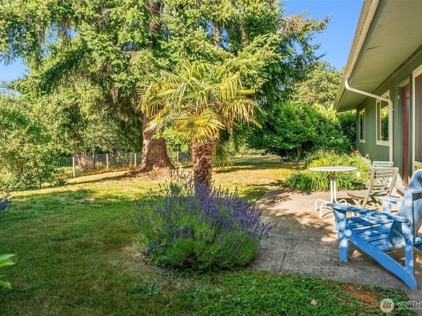 9922 SW 206th Court, Vashon WA 98070