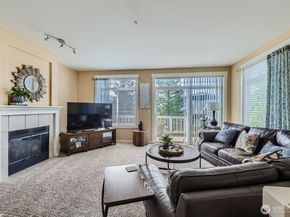 23120 SE Black Nugget Road D1, Issaquah WA 98029