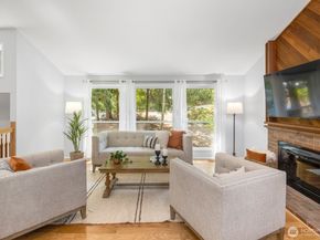11828 NE 103rd Place, Kirkland WA 98033