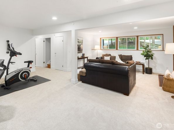 11828 NE 103rd Place, Kirkland WA 98033
