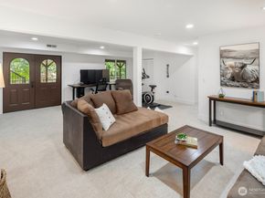 11828 NE 103rd Place, Kirkland WA 98033