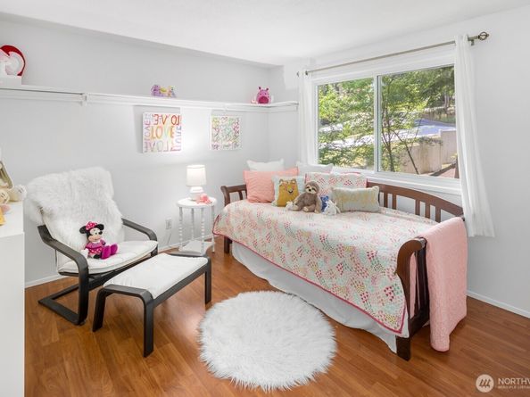11828 NE 103rd Place, Kirkland WA 98033