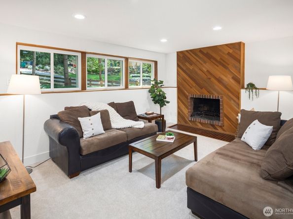 11828 NE 103rd Place, Kirkland WA 98033