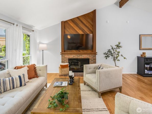 11828 NE 103rd Place, Kirkland WA 98033