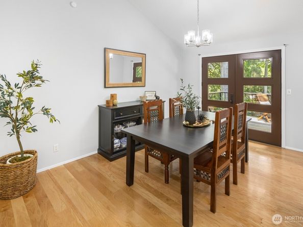 11828 NE 103rd Place, Kirkland WA 98033