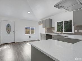 4627 S 140th Street, Tukwila WA 98168