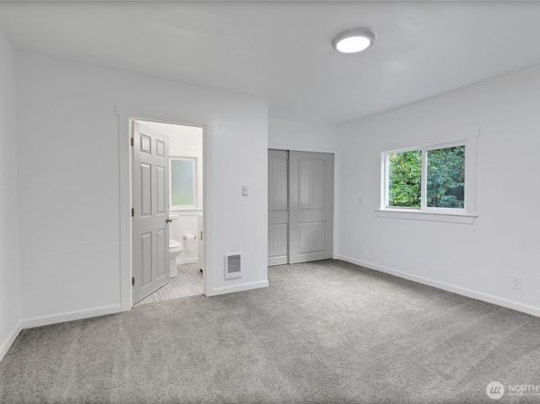 4627 S 140th Street, Tukwila WA 98168