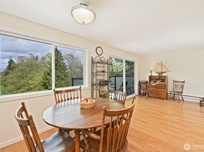 3722 27th Place W 301, Seattle WA 98199