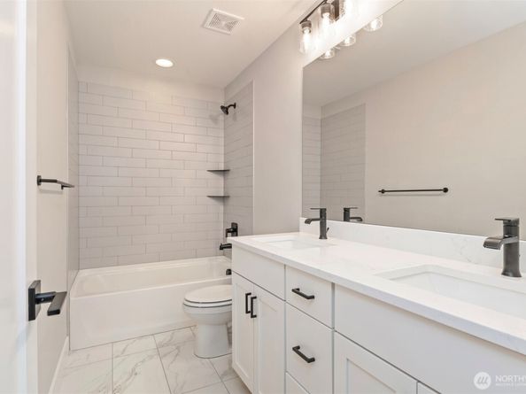 7523 S 130th Place, Seattle WA 98178