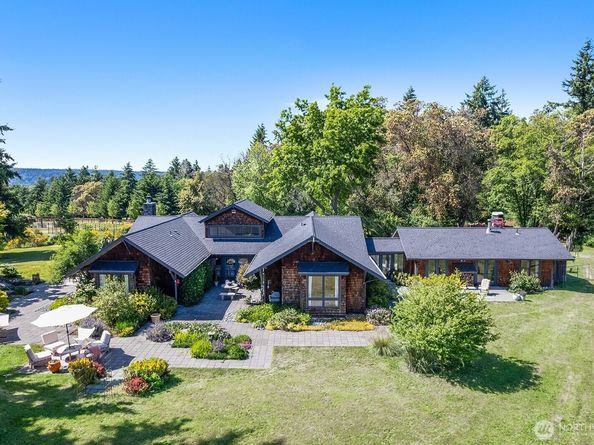 26742 94th Avenue SW, Vashon WA 98070