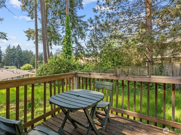 2606 S 377th Street, Federal Way WA 98003