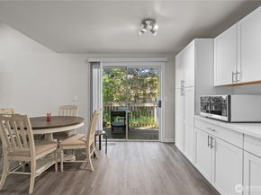 2606 S 377th Street, Federal Way WA 98003