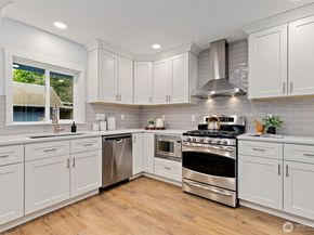 22718 1st Place W, Bothell WA 98021