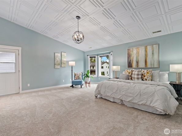 22718 1st Place W, Bothell WA 98021