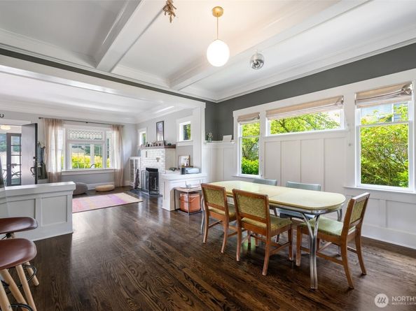 410 N 48th Street, Seattle WA 98103