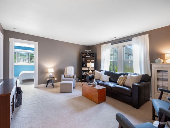 410 N 48th Street, Seattle WA 98103