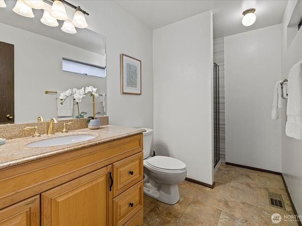 7223 NE 160th Street, Kenmore WA 98028