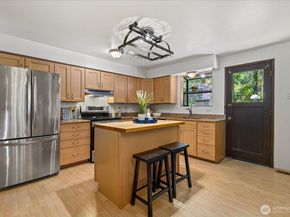 7223 NE 160th Street, Kenmore WA 98028